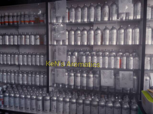 Parfum Sutneva Credo Luzi - Parfum  Aventus LUZI Biang Murni LUZI 100ml