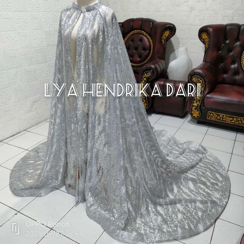 Jubah pengantin ekor