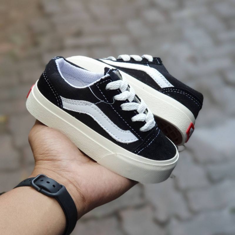 SEPATU ANAK VANS KIDS TALI DAN PEREKAT SIZE 16-35