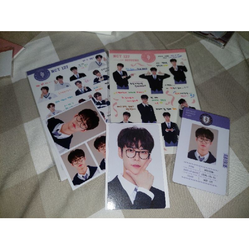 Jual NCT 127 BACK TO SCHOOL 2021 MEMBER DOYOUNG (pc doyoung, sticker