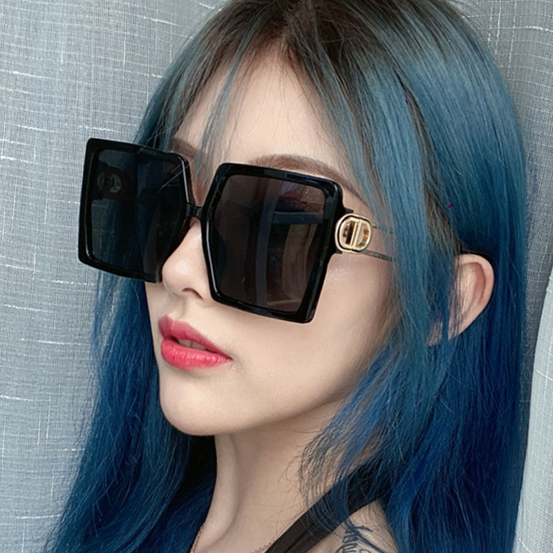 (YUZHU) TERSEDIA &amp; COD Kacamata Hitam Wanita Korea Gaya Oversized Square Kacamata Cewek INS Fashion Sunglasses