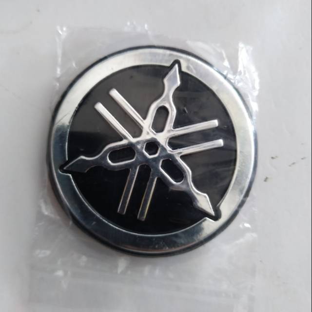 EMBLEM GARPUTALA YAMAHA RX KING SILVER