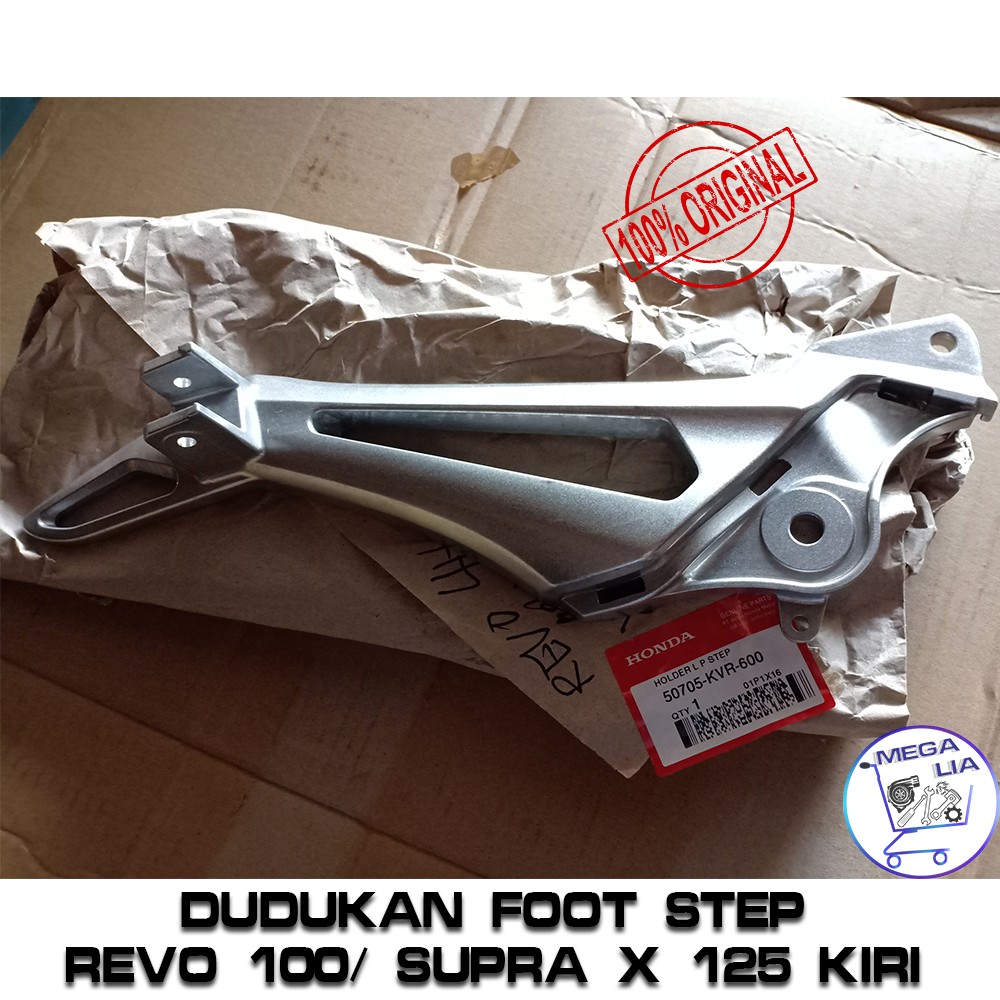 Dudukan Foot Step Revo 100/ Supra x 125 Batman Karbu Kiri Belakang 100% ORI HONDA. 50705-KVR-600