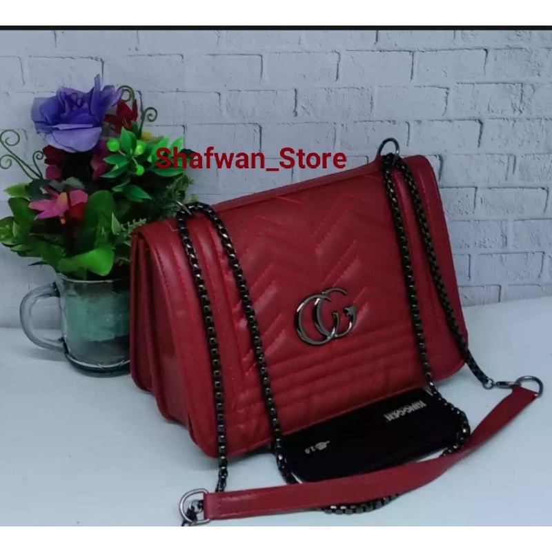 Tas Slempang GC Bordir Tali Rantai ulir blackchin//fashionkekinian//fashionwanita//#tas #taslokal #tasmurah #tasgrosirmurah #taswanita #tastanganpertama #tasfashion #taspaket #taspaketan #tascewek #tasselempang #slingbag #taswanitagaya