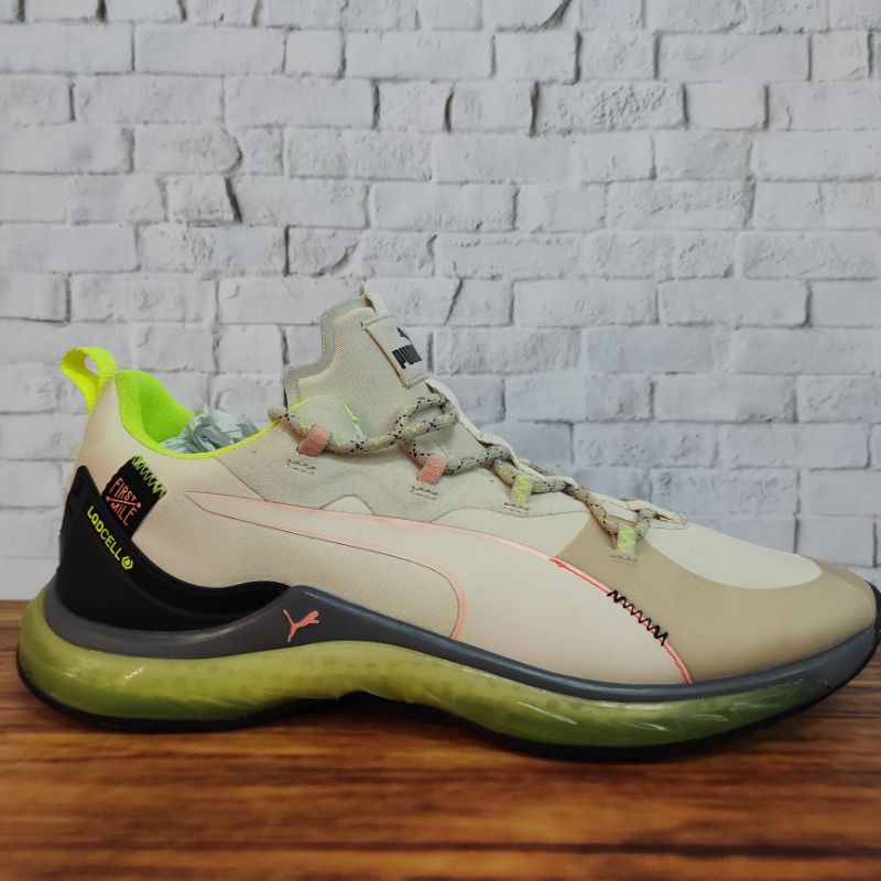 Sepatu Pria PUMA Original LQDCELL Hydra FM Tapioca-Yellow Alert