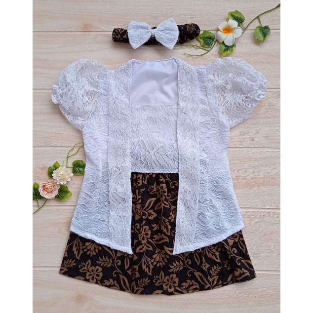 Kebaya Bayi / Kebaya Anak Perempuan / Kebaya Anak Kutubaru warna PUTIH-COKLAT