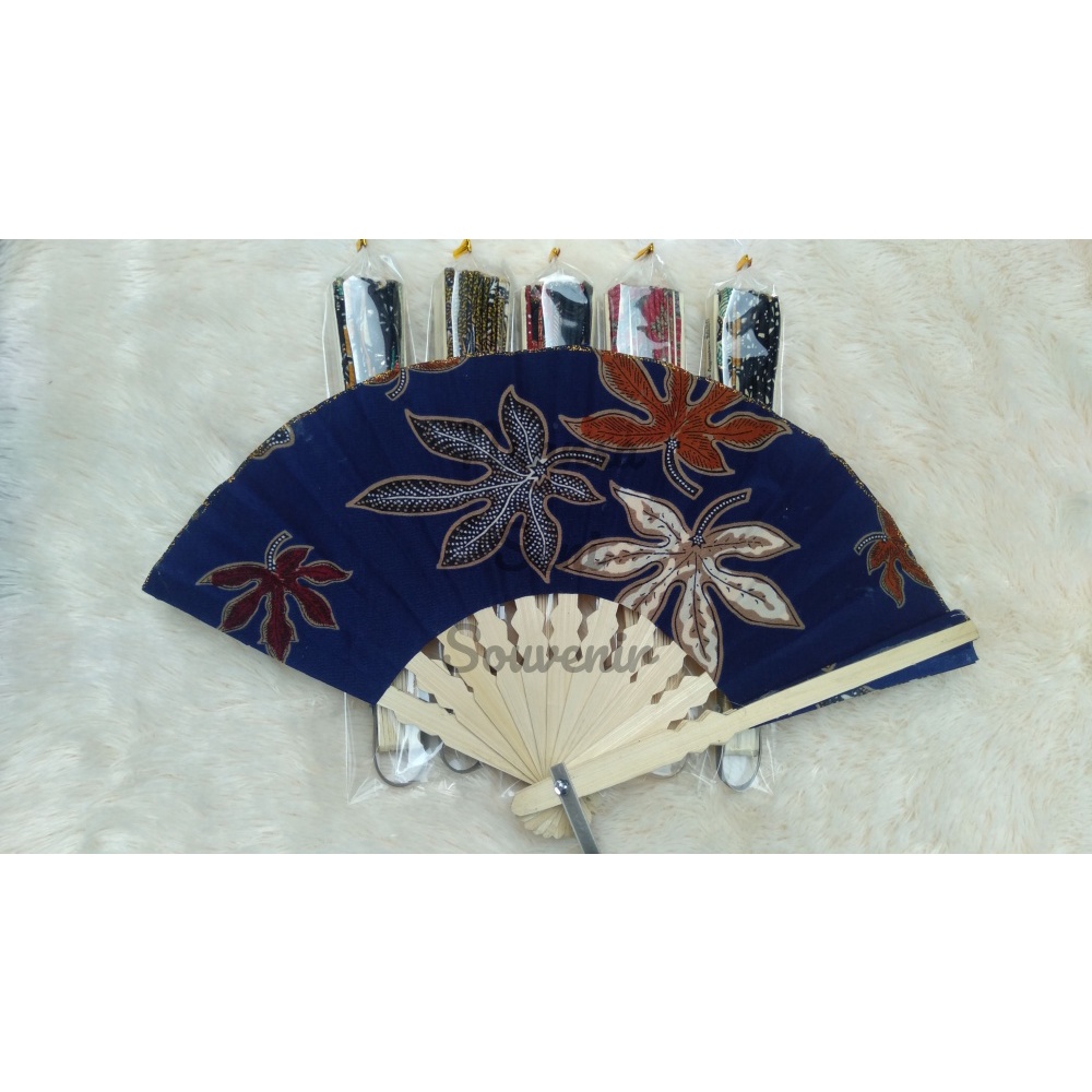 Souvenir Pernikahan Kipas Batik Jumbo Kipas Kayu Kipas Tangan Kipas Kain Motif Gagang Kayu Sablon