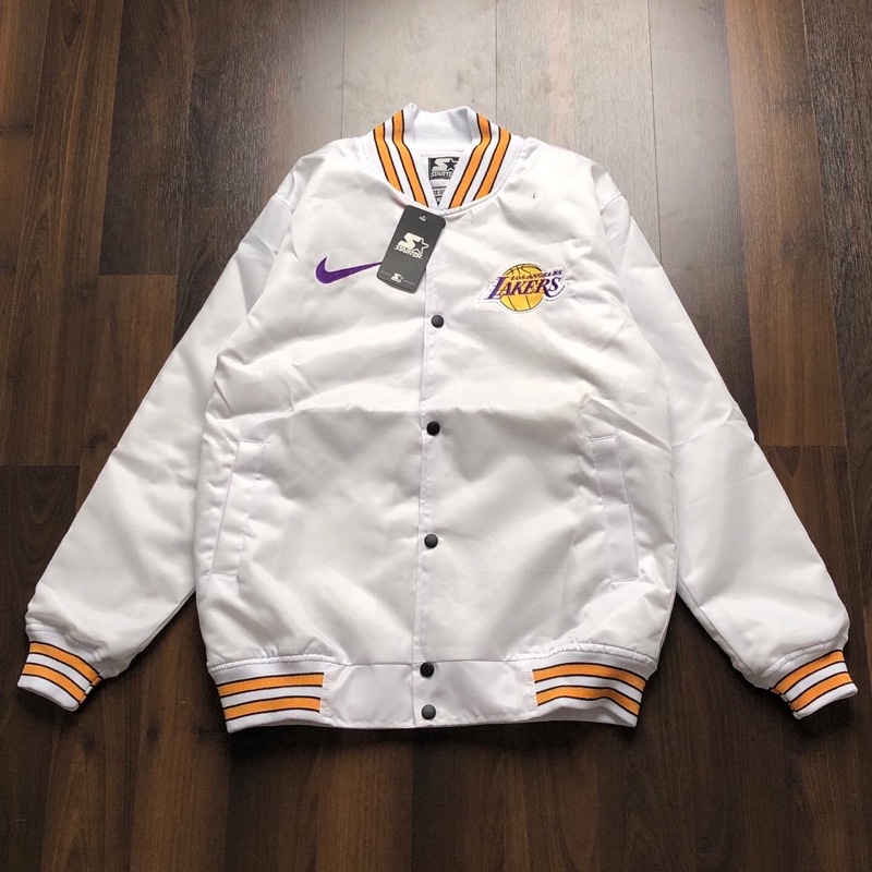 JAKET BASEBALL / Varsity Jacket /  Varsity Jacket LAKERS X NIKE  / Jacket LAKERS X NIKE Bodir Putih 