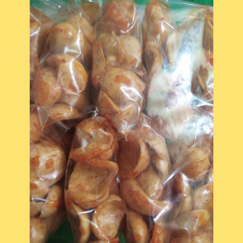

Cemilan Kerupuk Seblak Kering Bantat Rasa Pedas bks imut isi 10/pak