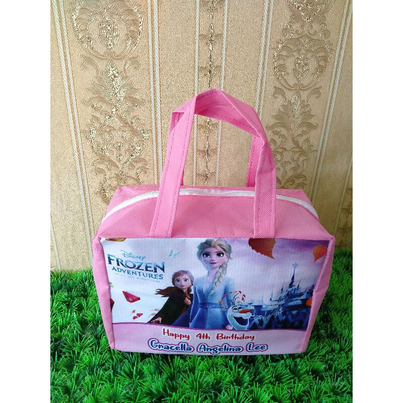 

Tas souvenir ultah / tas resleting frozen / goodie bag ulang tahun
