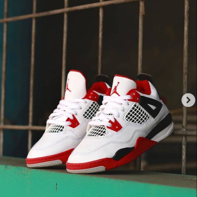 jordan 4 university red