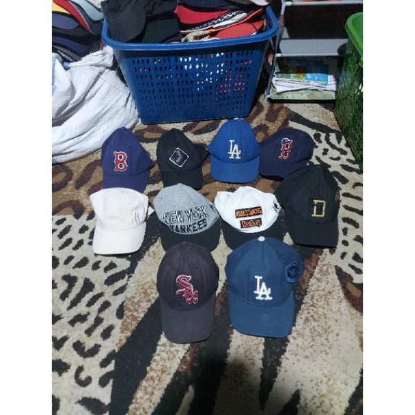 borongan topi MLB