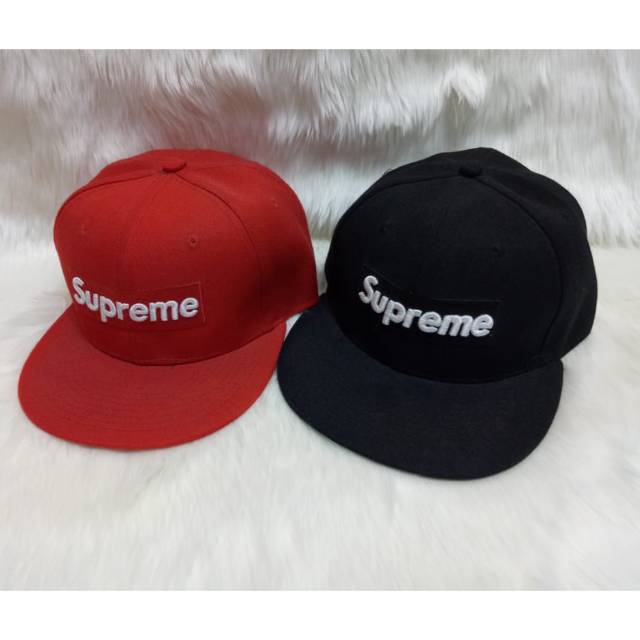 Topi supreme import
