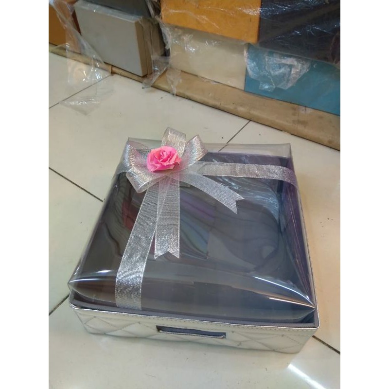 

kotak hantaran 30x30