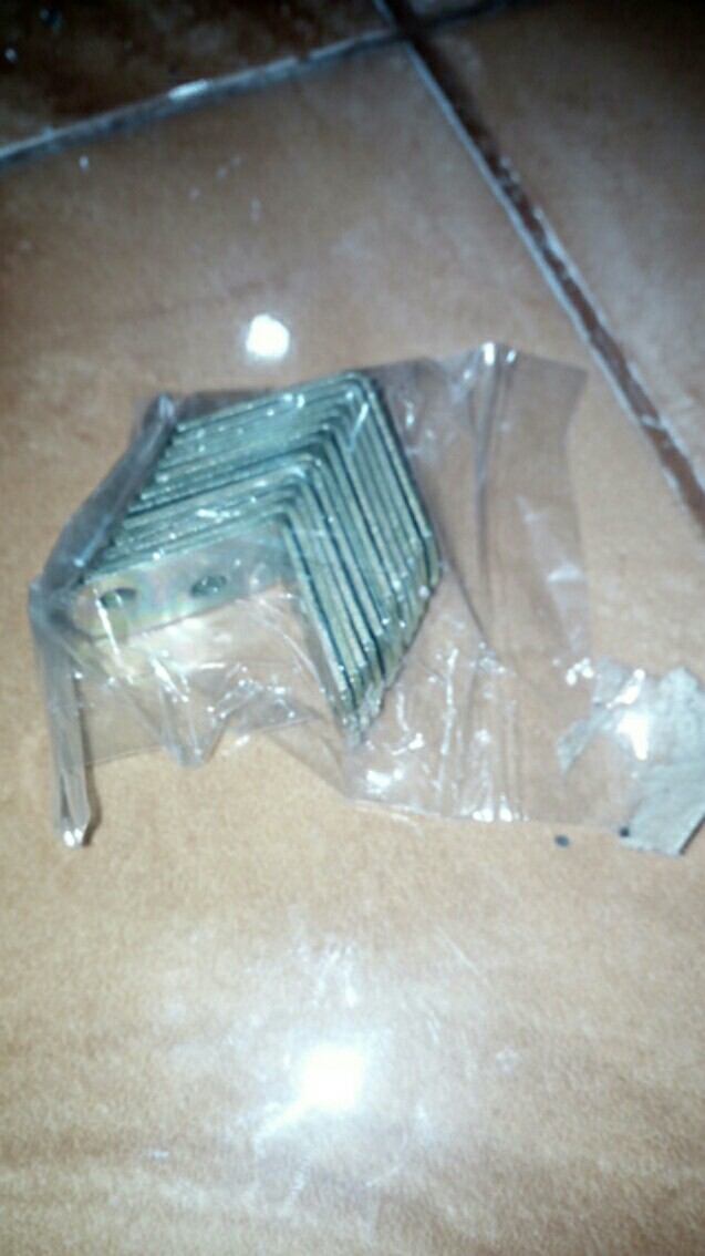 Siku Besi 30x30x1,5mm