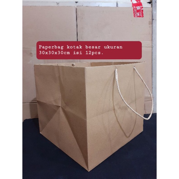 

Paper bag kotak diameter ukuran (27x27x25cm) isi 12pcs