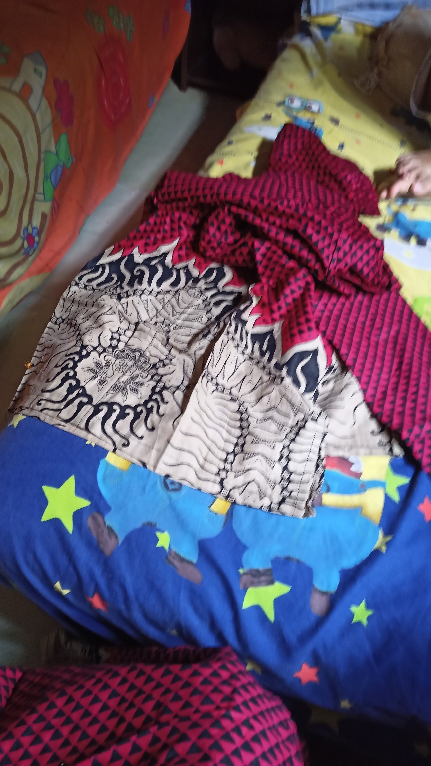 Maura Couple Sania Ruffle Batik Couple Keluarga Motif Mowoabang