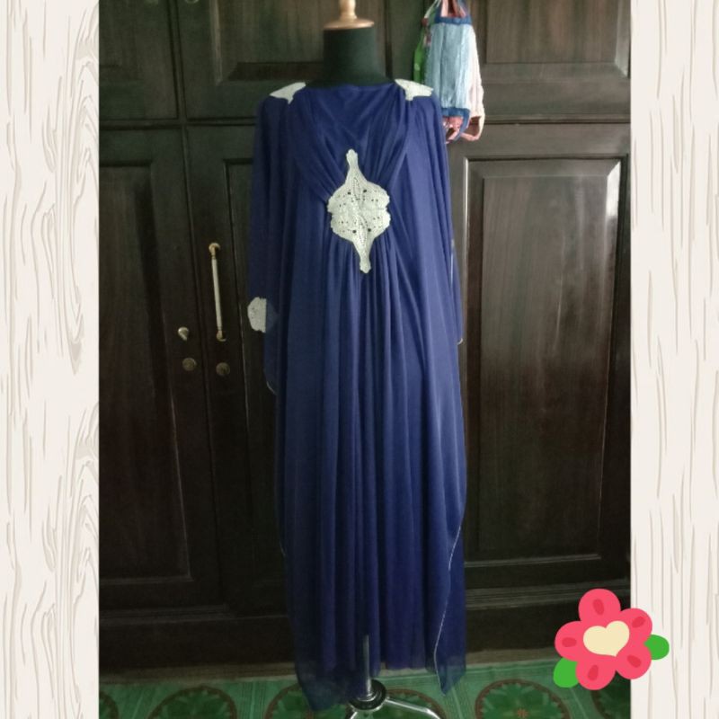 Kaftan biru elektrik
