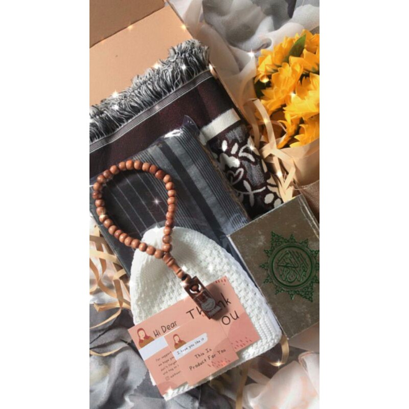 

Hampers Paket Cowok Komplit/ Kado Ulang Tahun /Wisudah