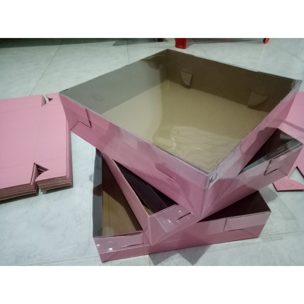

DUS/BOX Tutup Mika Bening untuk Bingkisan,Kue ,Parcel dll