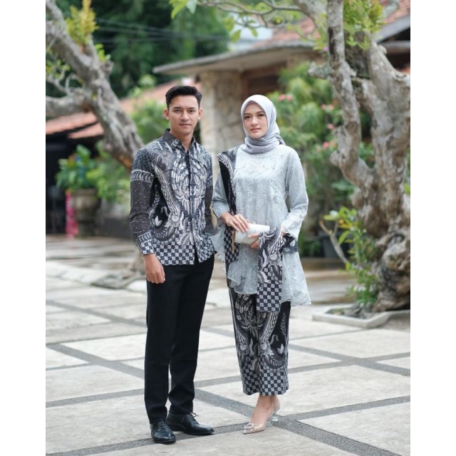 Baju Tunangan Couple Pasangan Kebaya Terbaru 2022 Modern Set Couple Mega Grey