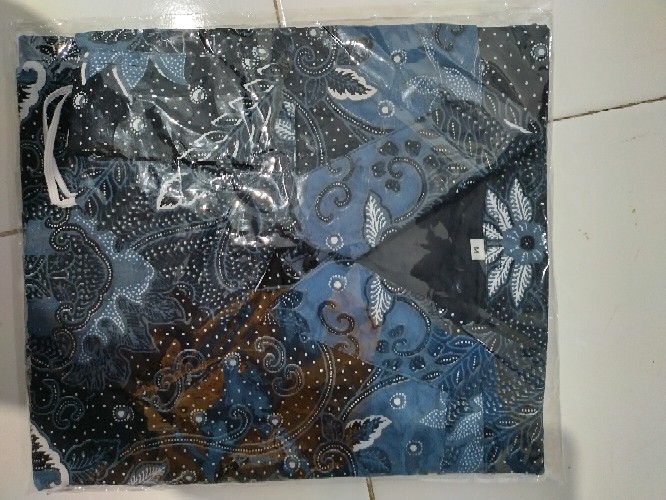 Kemeja Batik Pria Lengan Panjang