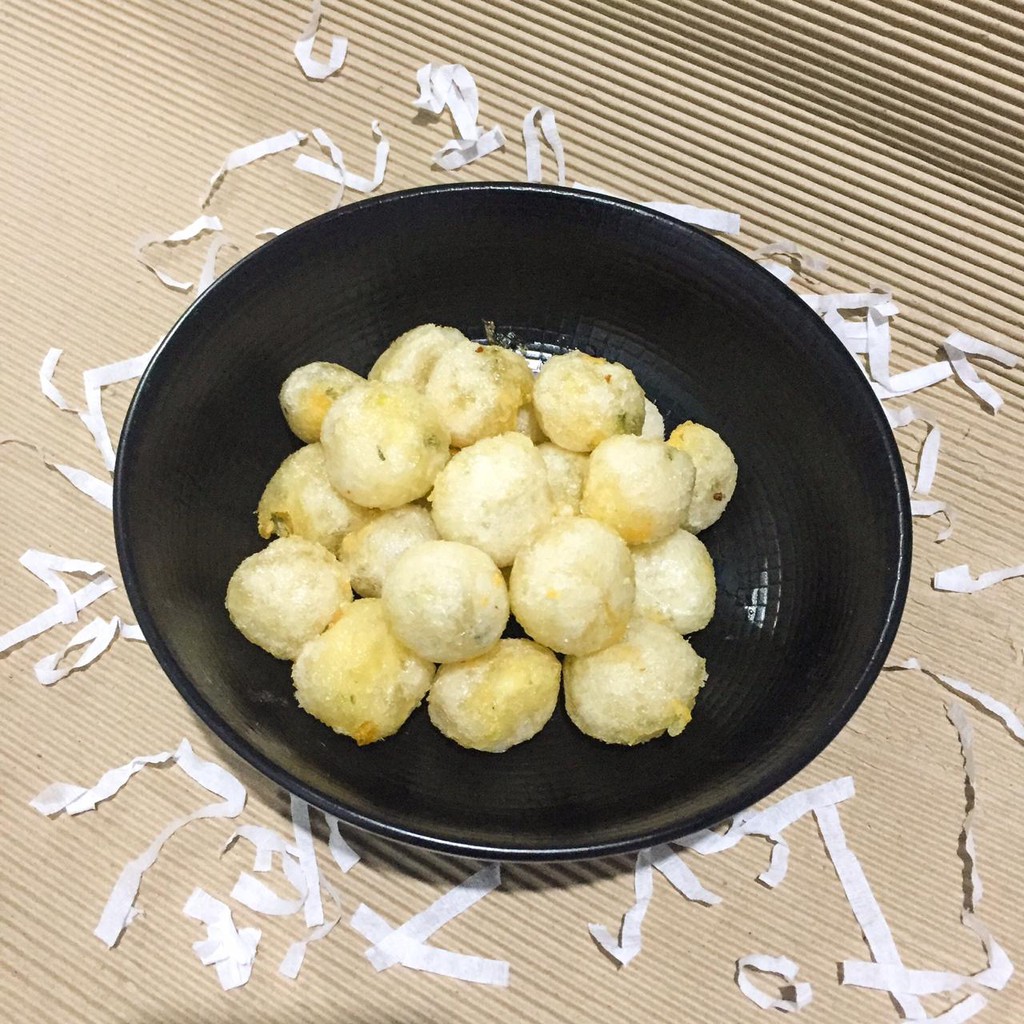 

CIMOL KEJU MOZZARELLA UE.NAK Isi 25 Pcs Cemilan Beku
