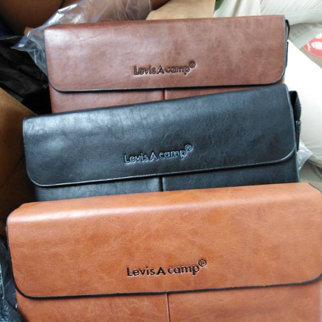dompet levis