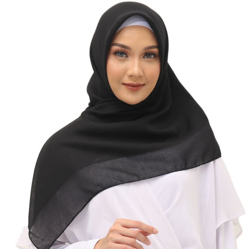 Hijab Keisha Sadia Elzatta-Hitam
