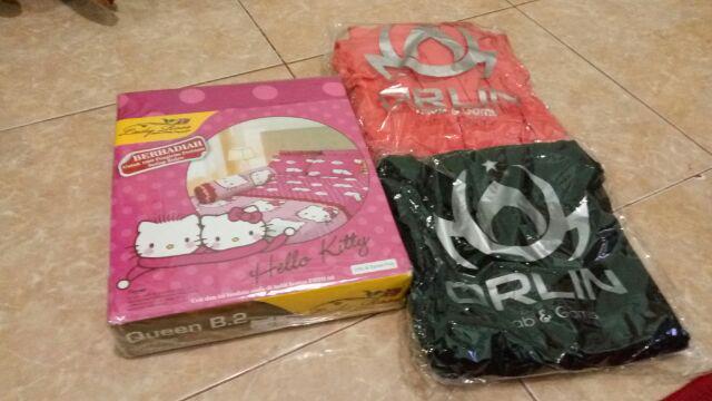 Sprei Lady Rose Hello Kitty Daniel Pink 160/180x200