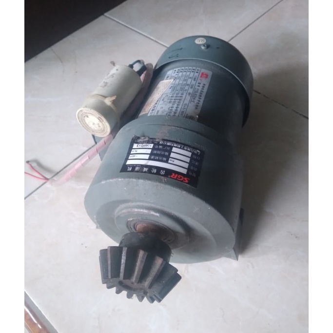 Ac Motor Gearbox 220V 120W 14Rpm - SMC