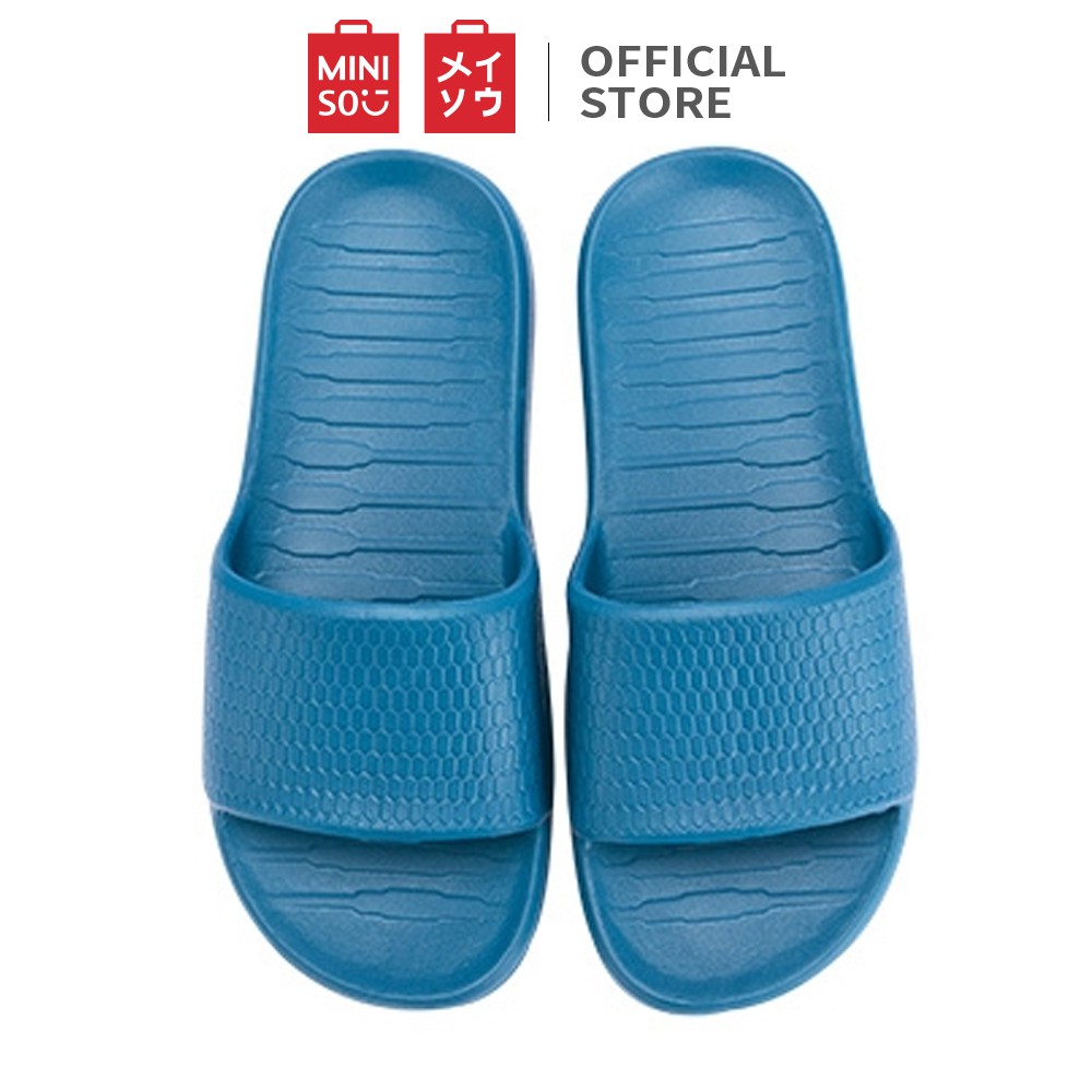 MINISO official flip flop Sandal kamar mandi wanita berbahan empuk kotak-kotak-C blue, 41-42