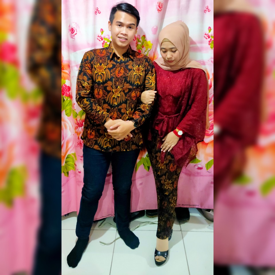 Batik Couple / Set Couple Batik Murah / Sarimbit Kemeja Dan Rok