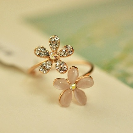 Korean version of opal flower rhinestone adjustable female daisy open ring 210825