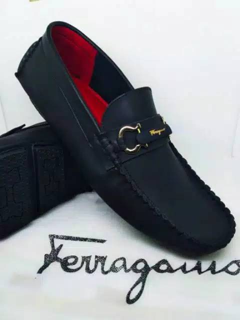 SEPATU PANSUS PREMIUM FERARRI dan Slip on kulit