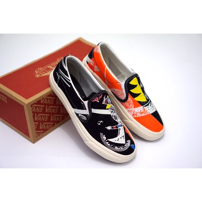 Vans Slip On OG Checkerboard Sepatu Pria Wanita Motif Karakter Premium