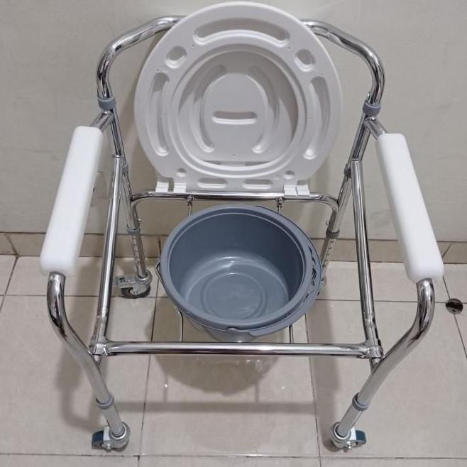 Kursi Bab Lansia Lipat Roda / Kursi Puk Commode Chair Pispot Roda