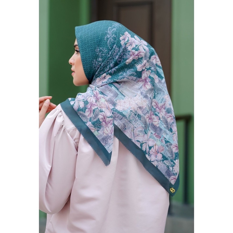 Buttonscarves Malaya Series - Emerald