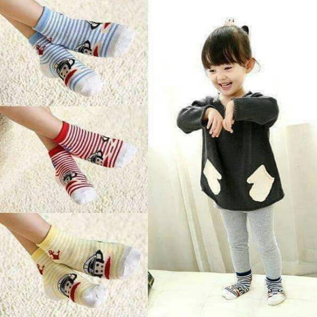 Kaos kaki paul frank salur