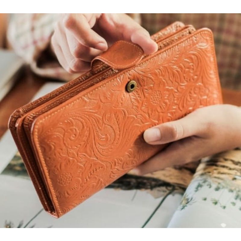 dompet wanita embos batik kulit sapi asli