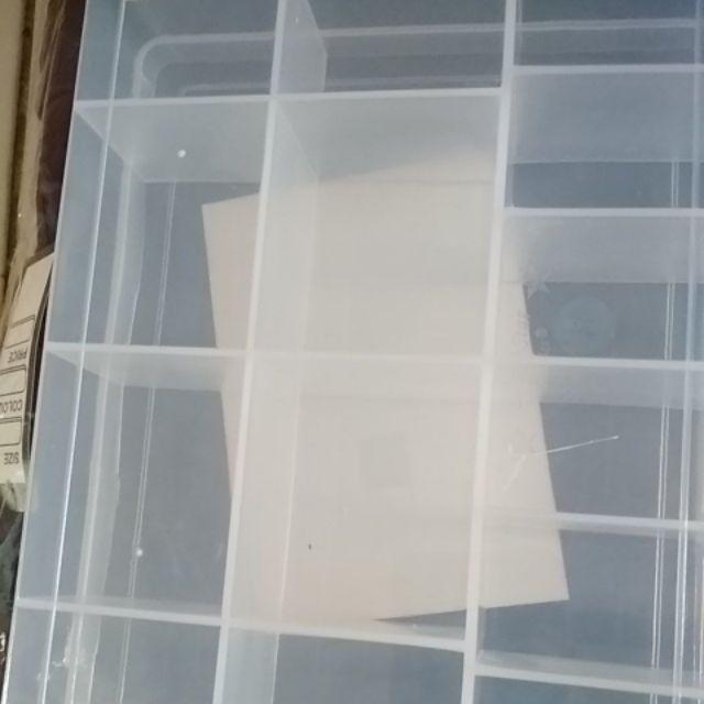 Box Kotak Tempat Aksesoris 14 Sekat