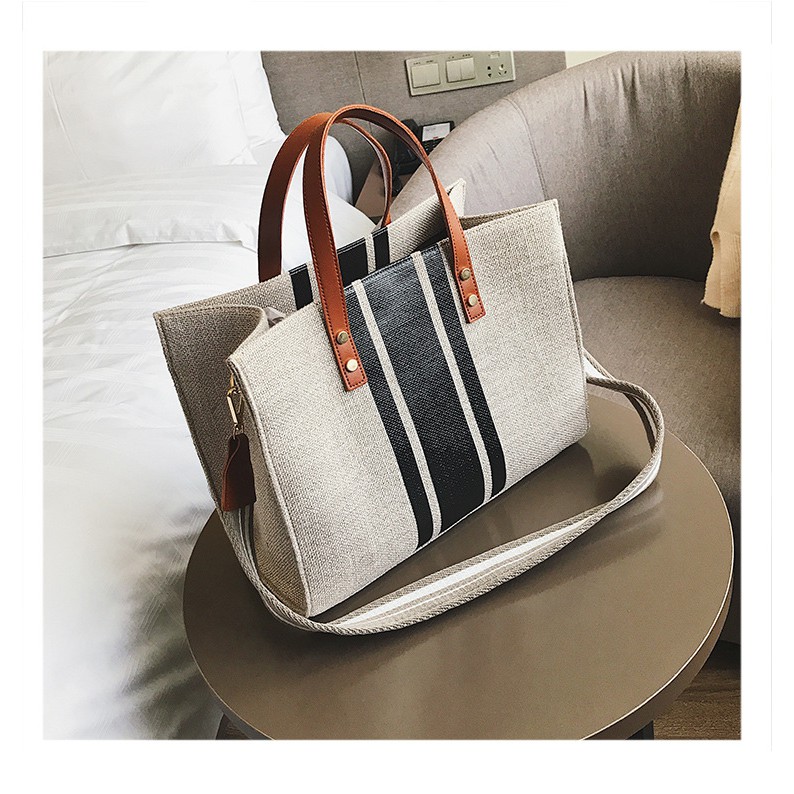 TAS SELEMPANG WANITA OIKO CLIORA TOTE BAG