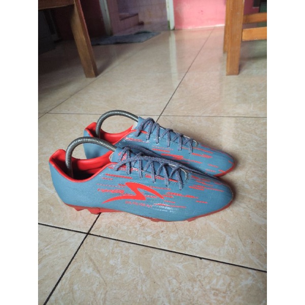 Specs Lightspeed Reborn van deusen