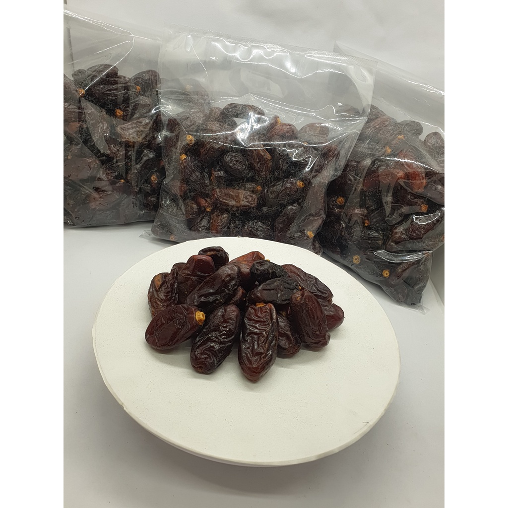 

Kurma Madinah safawi 1kg// oleh oleh haji dan umroh (exp 2026)