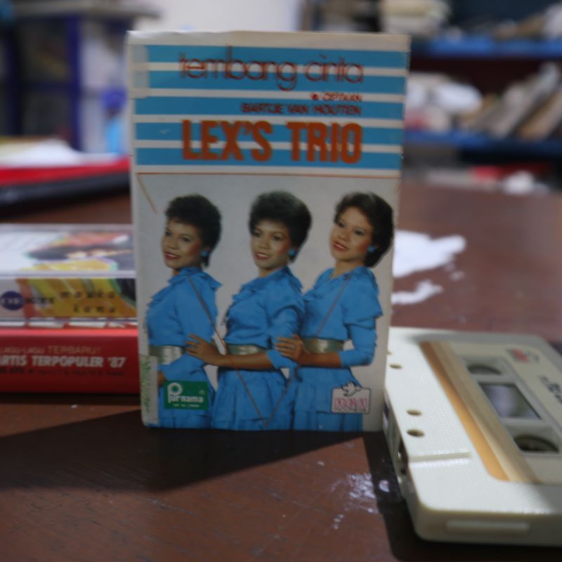 kaset lex trio tembang cinta