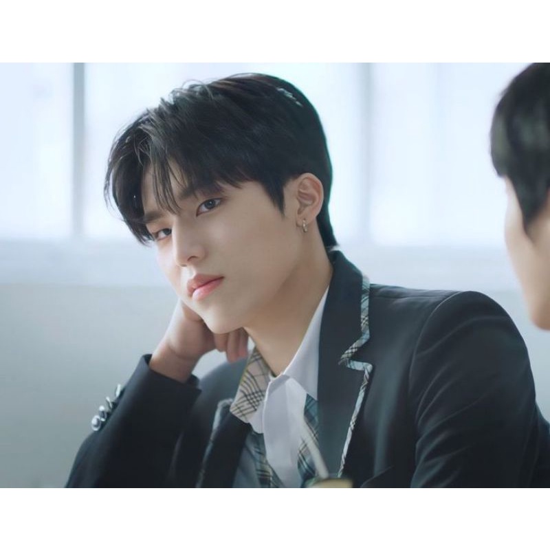 pc jeongwoo kuping