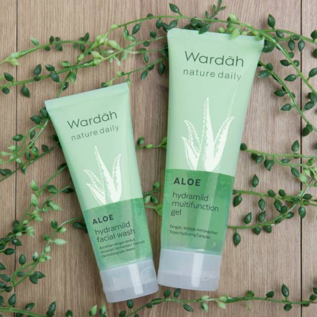 WARDAH ALOE VERA PAKET HEMAT
