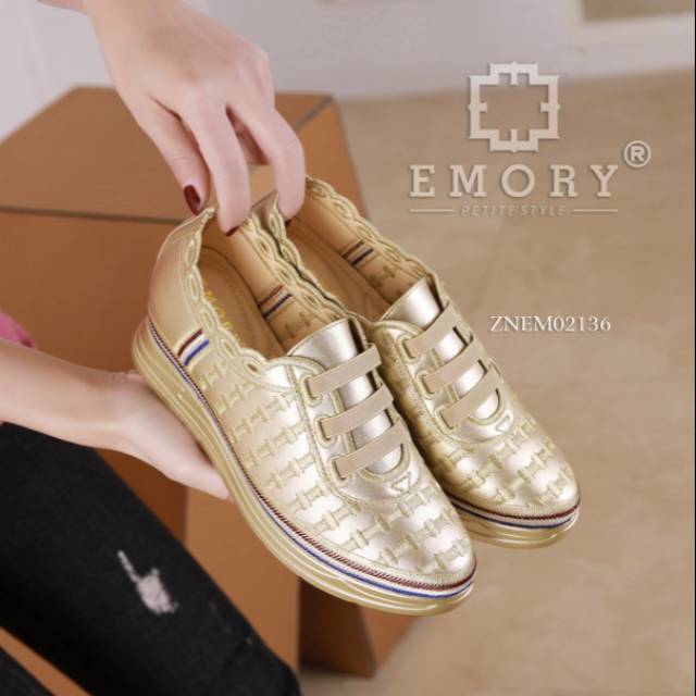 Sepatu wanita emory