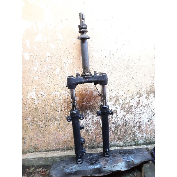 Shockbreaker depan Suzuki Skywave original copotan Fork steering segitiga T as tabung