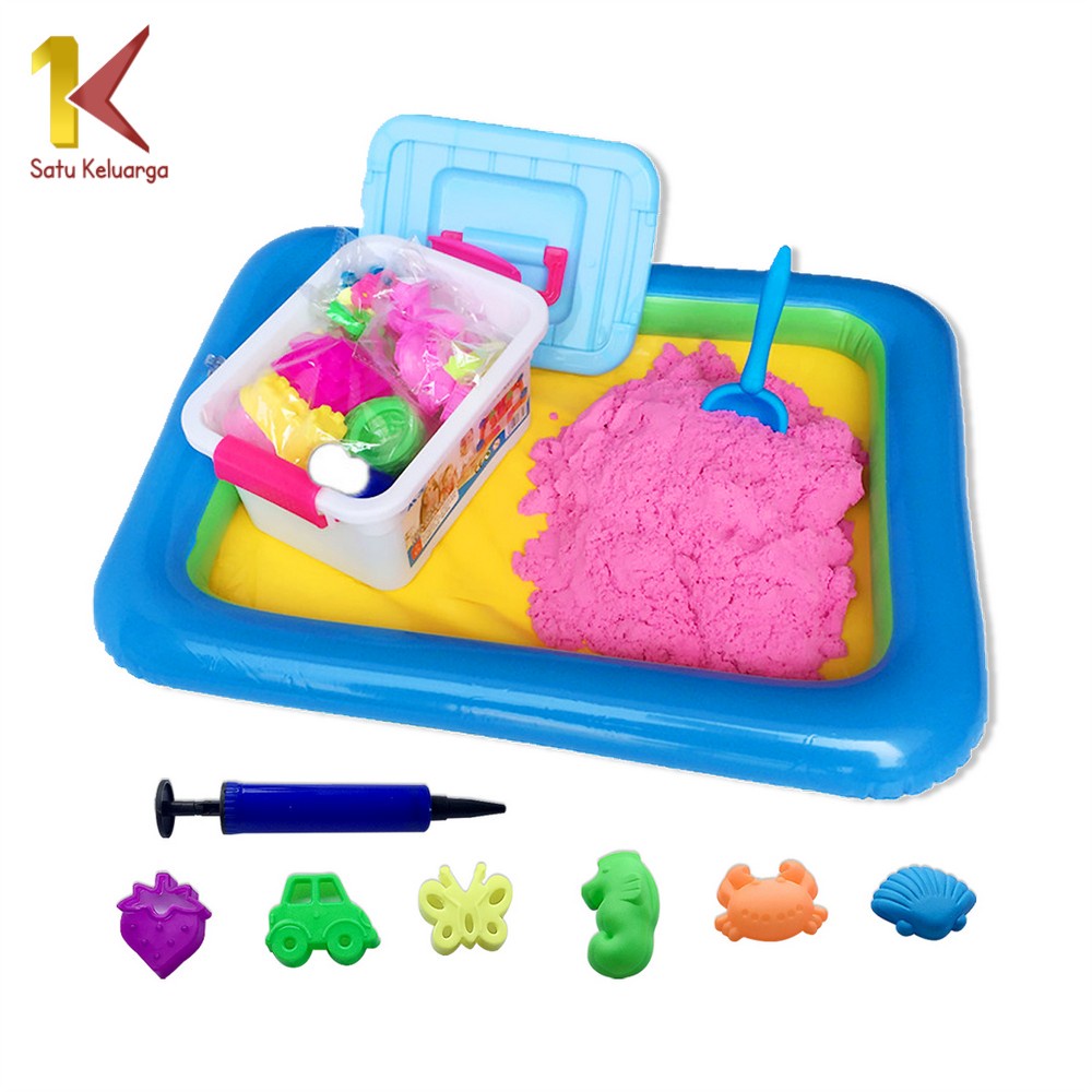 Satu Keluarga Mainan Pasir Ajaib Set M180 Magic Sand 1.5KG 3 WARNA Sekop Cetakan Pasir Ajaib + Box C